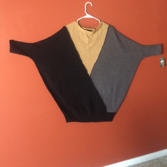 Suéter  de 3 colores - Picture 1 of 1